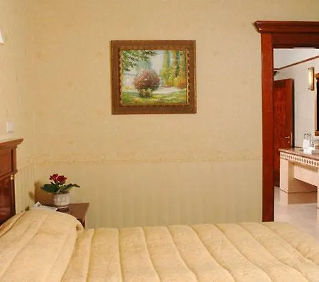Hotel Polus Palace Thermal Golf Club Göd